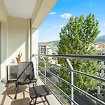 Апартаменты Madalenas Retreat - Free Parking In *