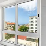 Апартаменты Madalenas Retreat - Free Parking In *